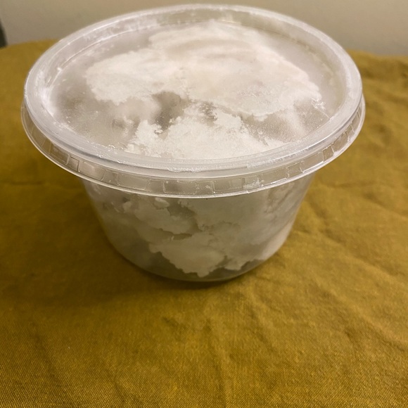 White Shea butter - Picture 2 of 2